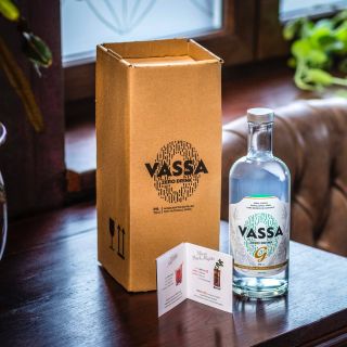 Máte strach, zda vám VASSA dorazí v pořádku a včas? ⏳ Nemusíte - každou lahev dáváme do praktického boxu, máme ozkoušené...